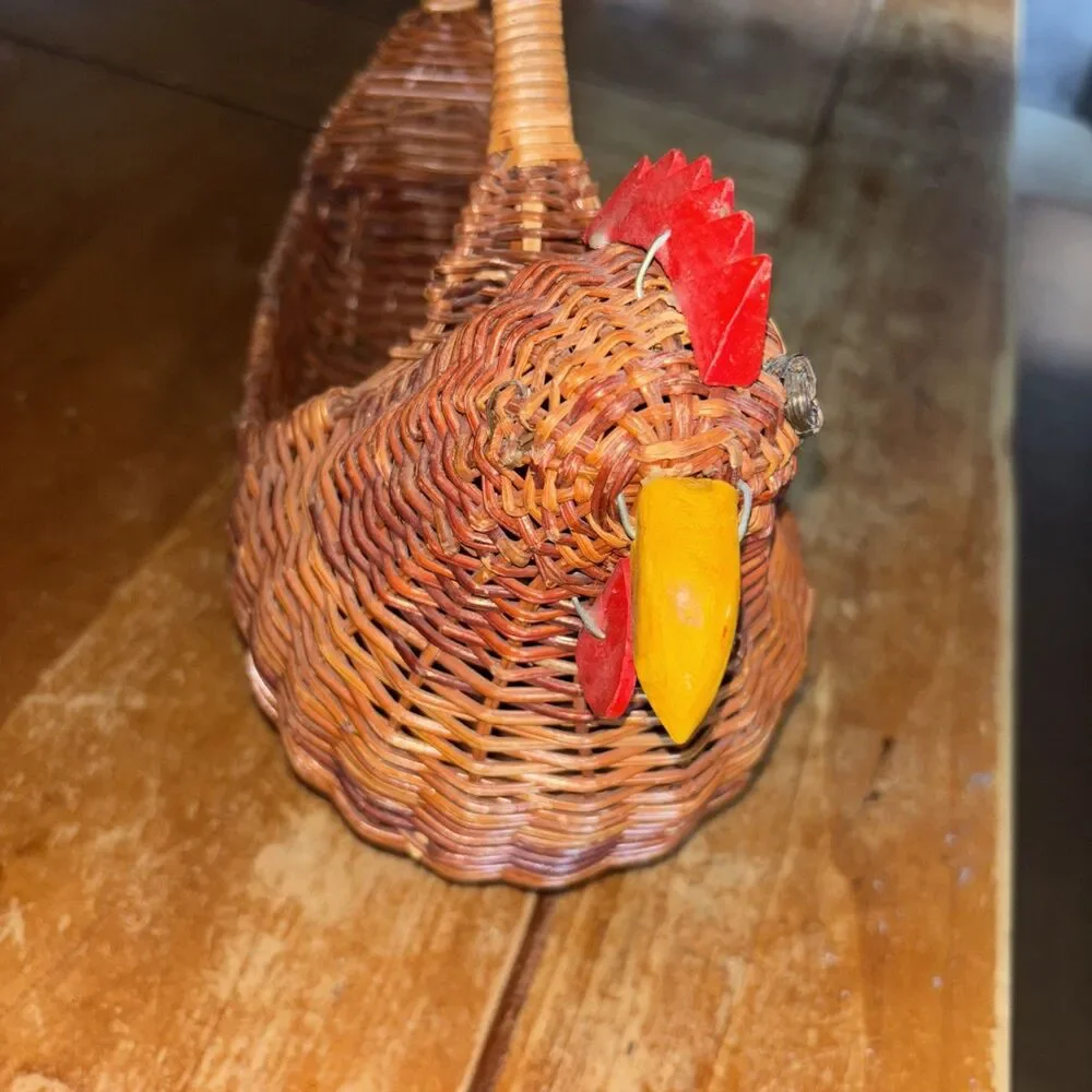 Woven Brown Wicker Wood Rooster Shaped Basket Egg Storage Farm House Cottagecore